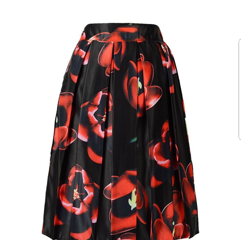 Elastic Waist Black Midi Skirt with Red Flowers